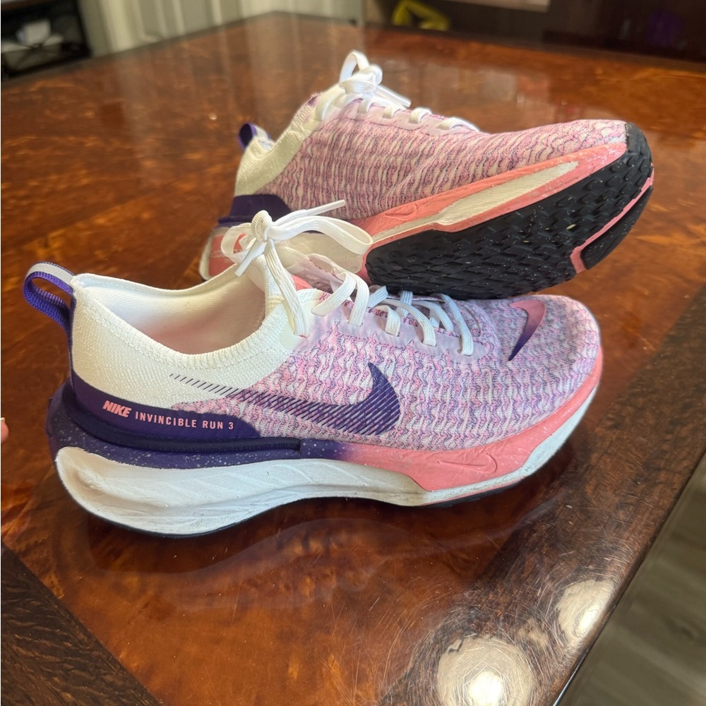 Nike Women's Invincible Run 3 - Pink and Purple